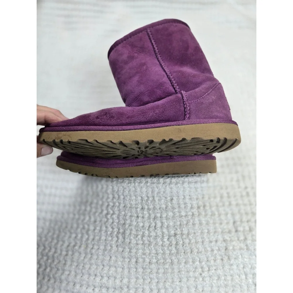 UGG Australia Classic Short Purple Sheepskin Boots 5251 Womens 5 UK 4 EU 35